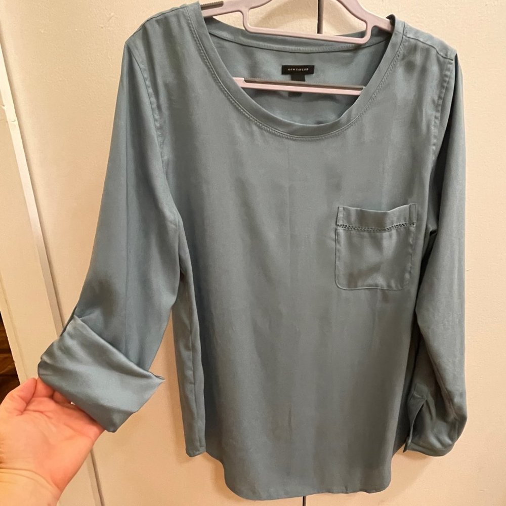 Ann Taylor Medium Sheer Blue Blouse Long Sleeve Front Pocket